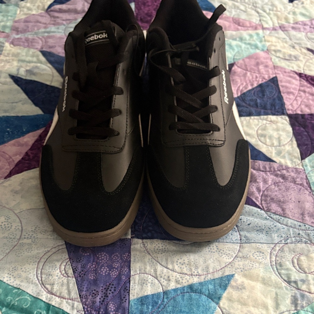 Men’s Reebok shoes size 11.5